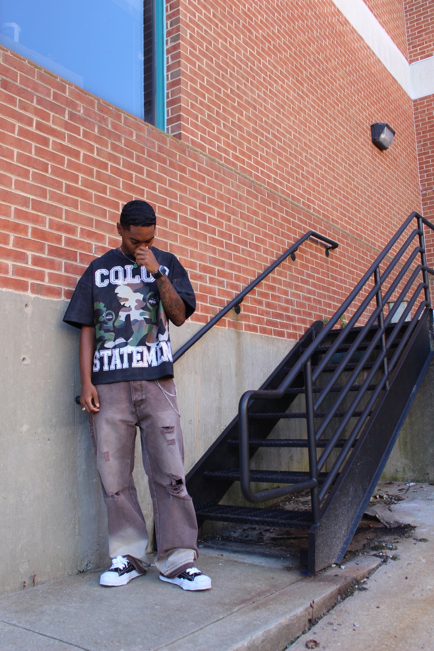 HIDDEN FASHION TEE