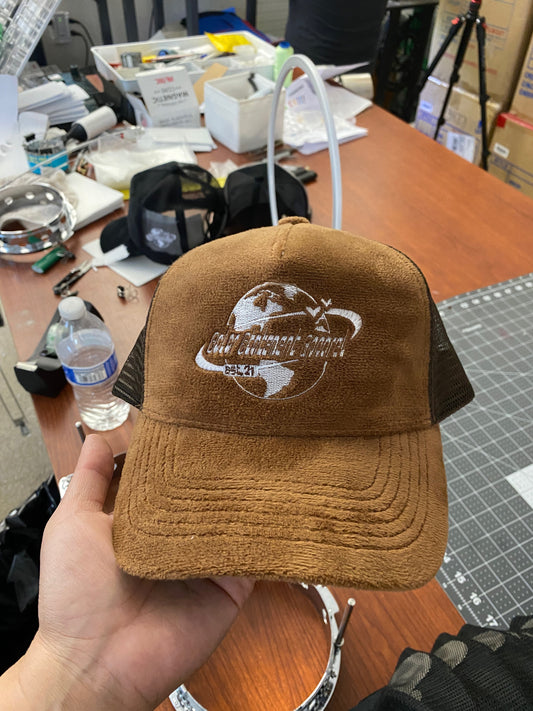 CHOCOLATE STATEMENT TRUCKER